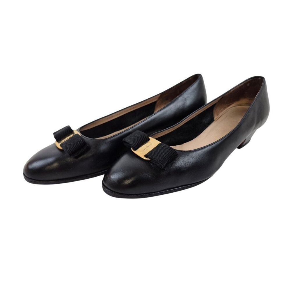 Salvatore Ferragamo Pumps Womens Size 9.5M Black Leather Shoes Bow Italy - Picture 10 of 13